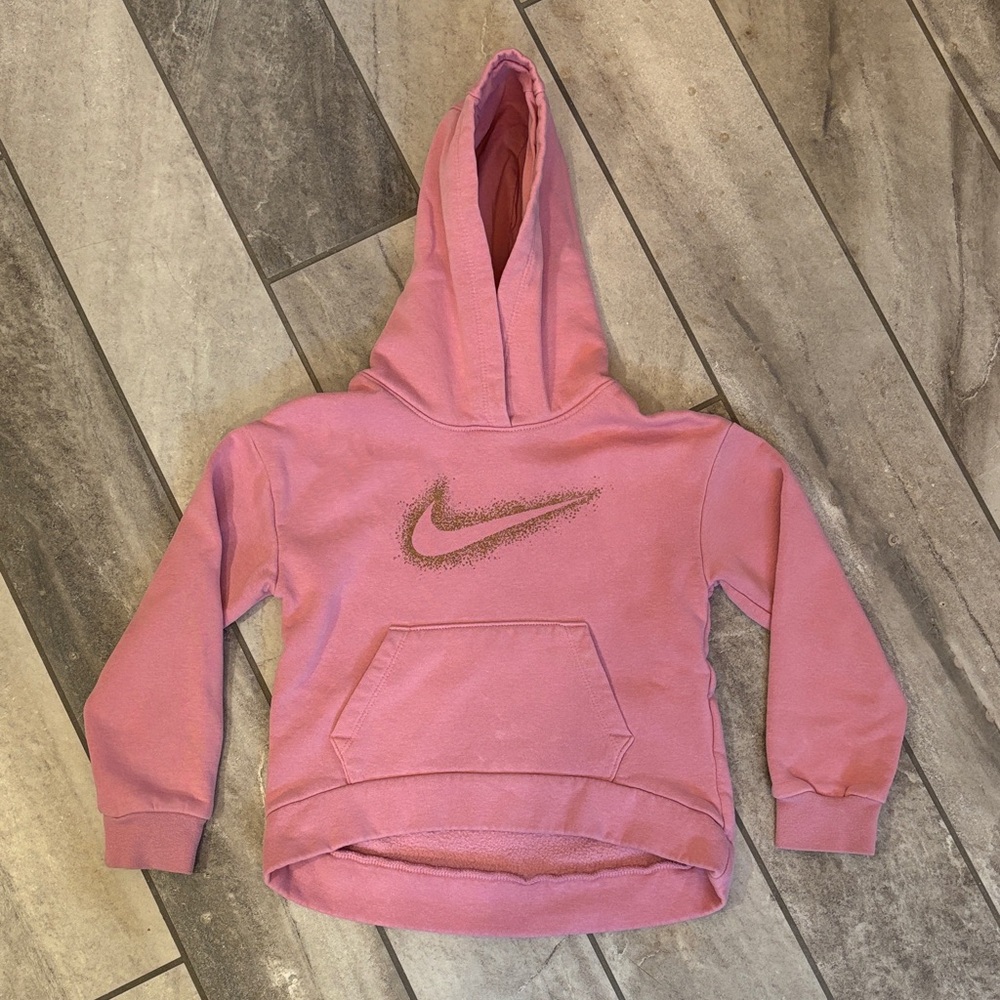 Nike Kids Hoodie in Soft Pink